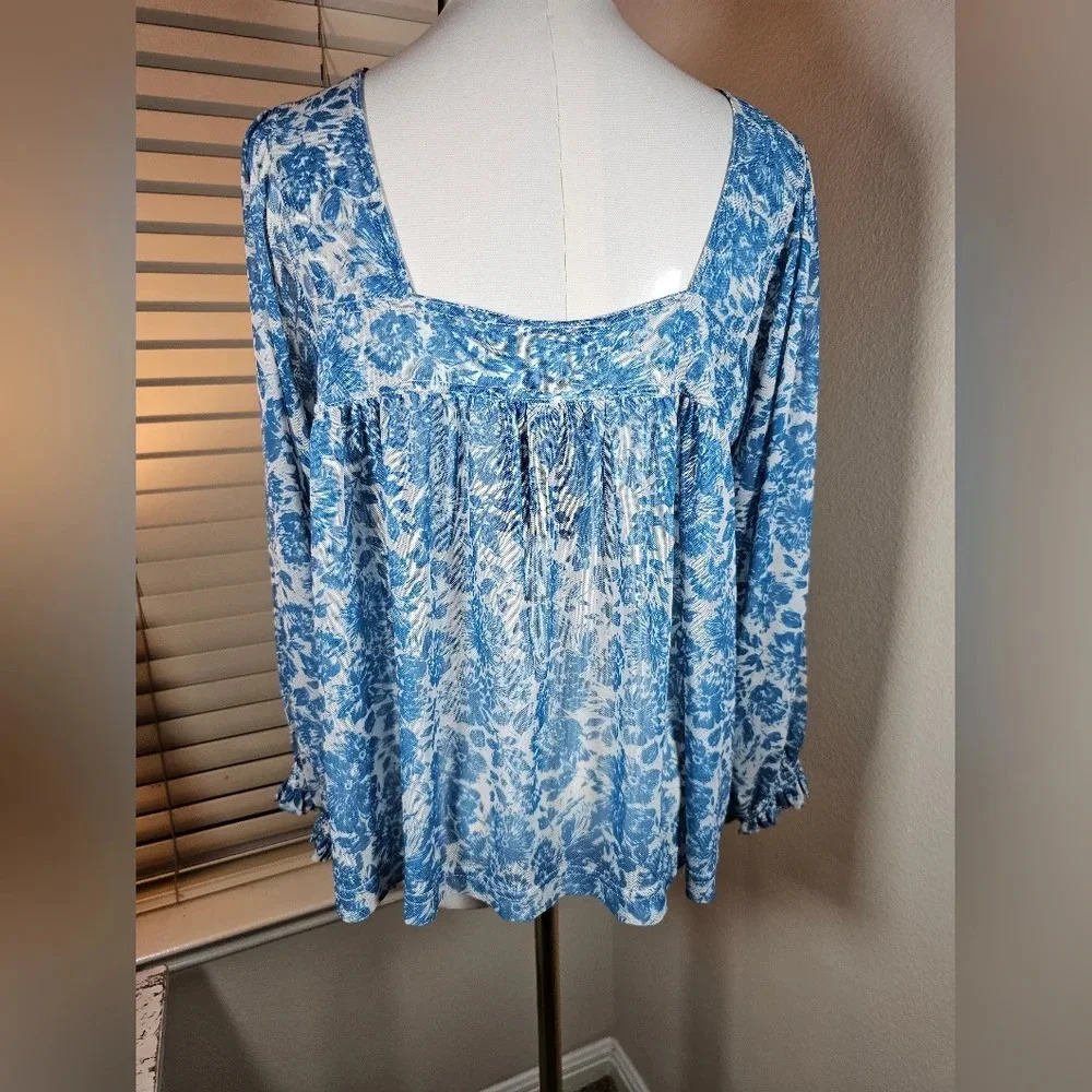 Beyond the Radar Medium Womens Blue Floral Print Long Sleeve Top Boho Flowy - Picture 9 of 13